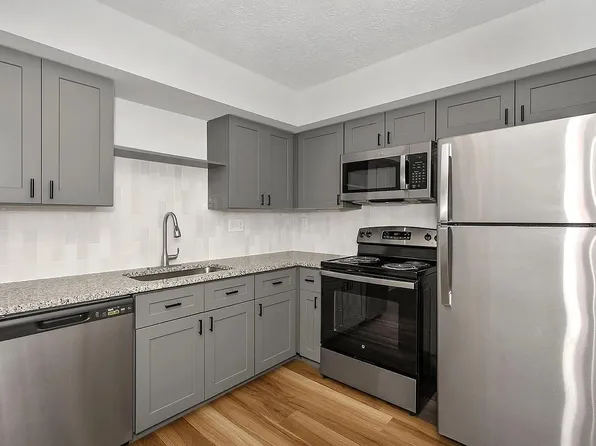 2230 Kemper Ln #1, Cincinnati, OH 45206