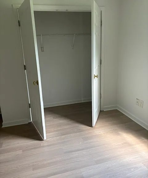 219 Elaine Dr #B — Photo 9