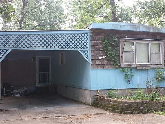 3rd image of 65 Skyline Dr