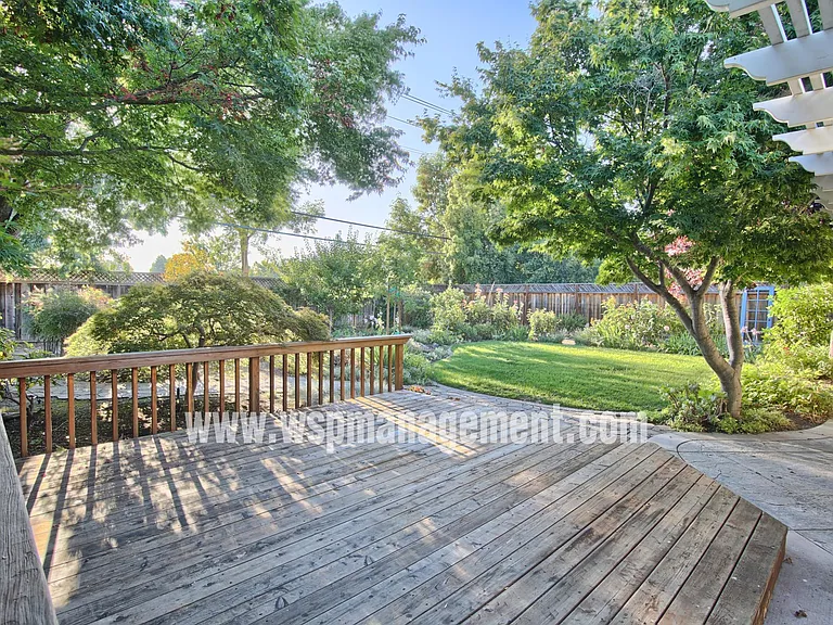 921 Monica Ln — Photo 15
