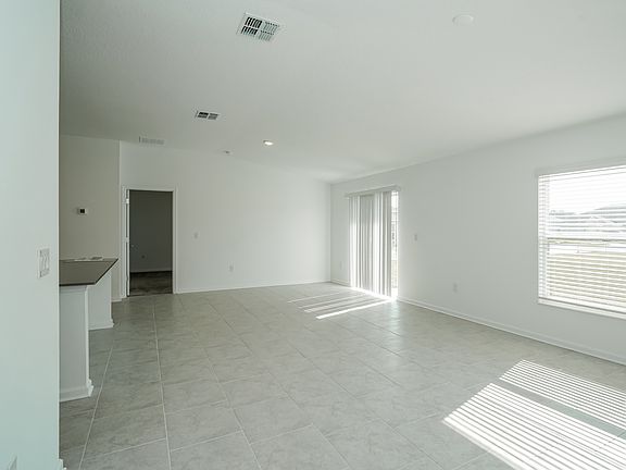2nd image of 211 Pershing St