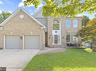 8040 Flora Ln, Pasadena, MD 21122