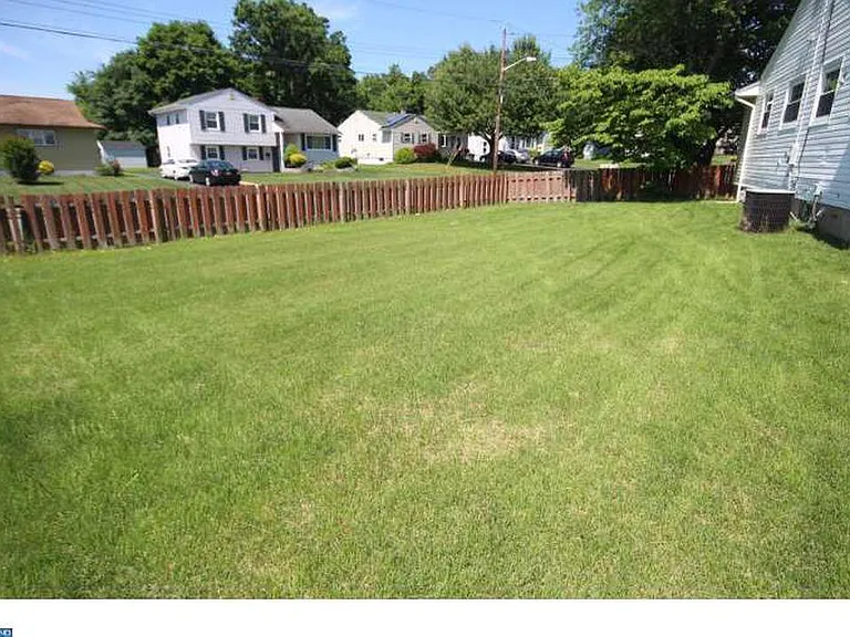 71 Hardwick Dr — Photo 17