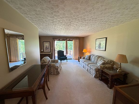 5th image of 231 Forestdale Rd