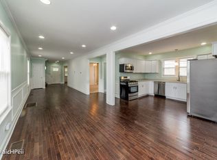 31 E 99th Pl, Chicago, IL 60628