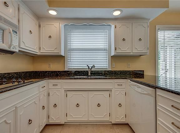 5th image of 559 Brentview Hills Dr