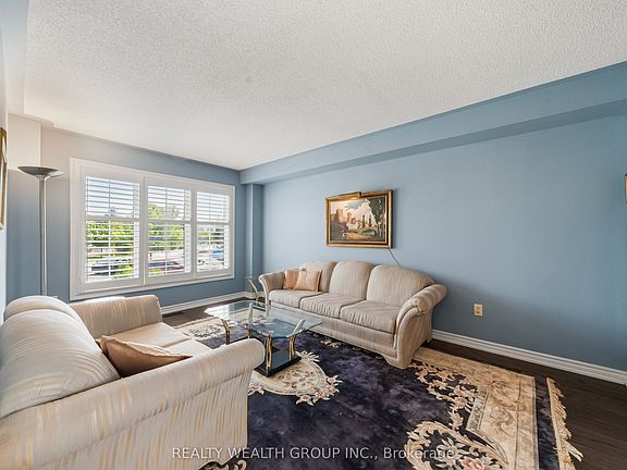 5th image of 32 Reynolds Ln