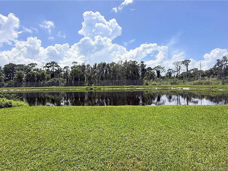 1196 SE Saint Lucie Blvd — Photo 18