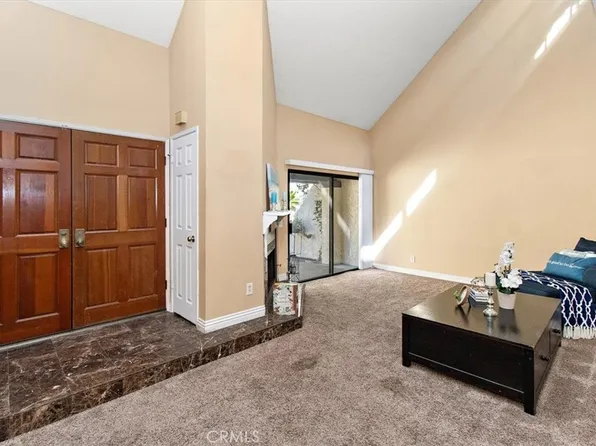 5465 E Centralia St, Long Beach, CA 90808