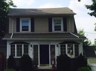 1 Hillcrest Rd, Kearny, NJ 07032