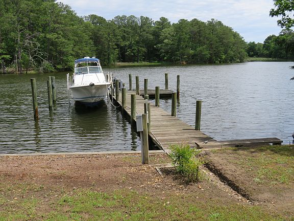 2nd image of 457 Sawmill Cove Dr