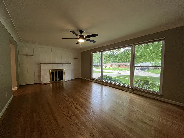 47 Carnation Dr — Photo 10