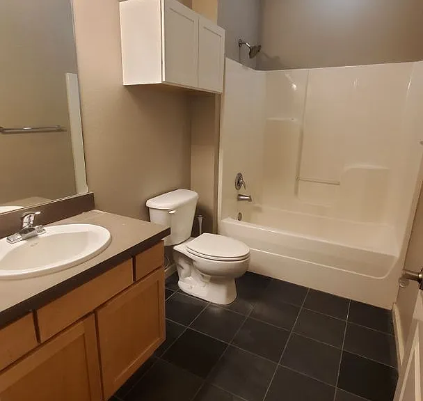40 E Maple St #3 — Photo 9