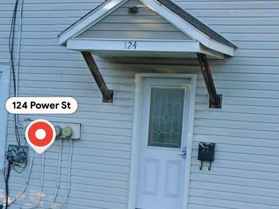 809 Cogswell Ave #124