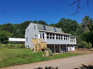34 Smith Ln, Hope Valley, RI 02832