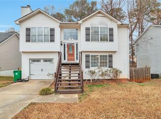 5918 Crescent Ridge Ct, Lithonia, GA 30058