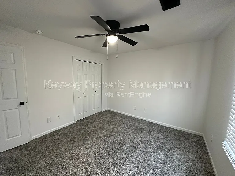 4687 Perry Mill Cir — Photo 10
