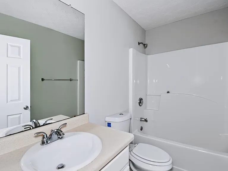 60 Lassiter Dr — Photo 21