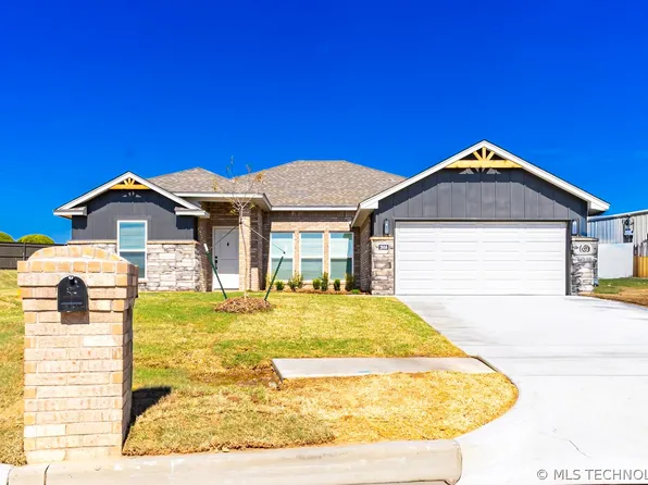 2608 W Main St, Collinsville, OK 74021