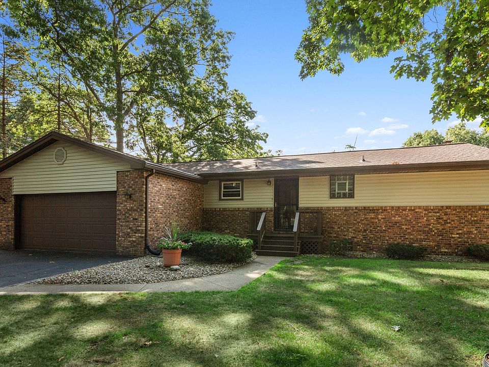 1st image of 11516 Riviera Dr
