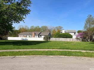 2501 Mandan Ct, Springfield, IL 62702