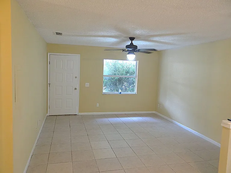 37858 Wdcf Dr #2 — Photo 3