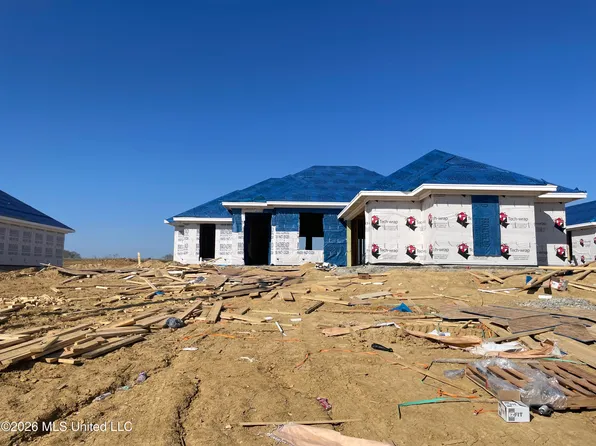 151 Madisonville Dr, Canton, MS 39046