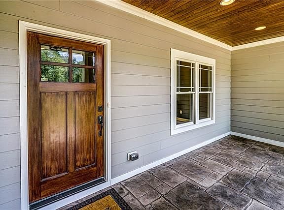 4th image of 12146 Poplar Crest Ct