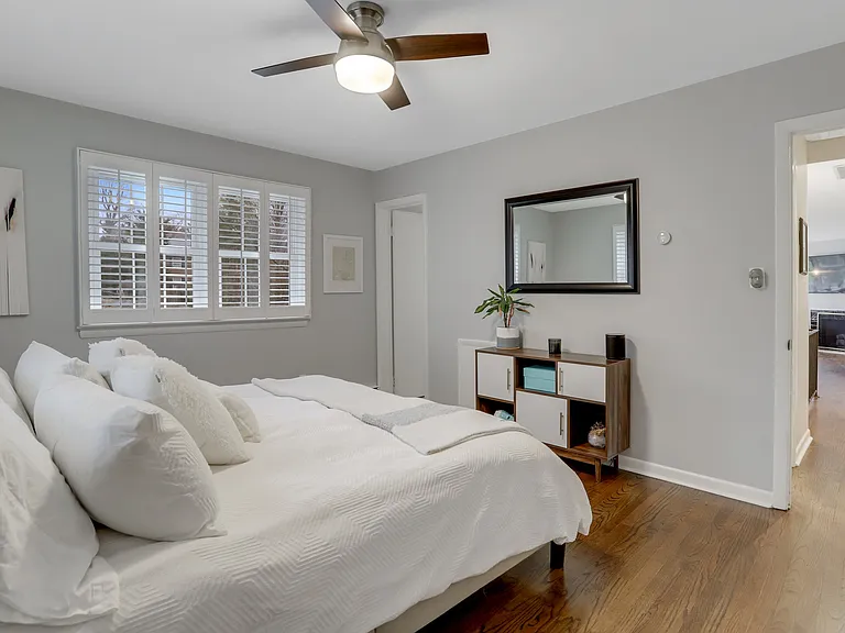 3710 Lorcom Ln — Photo 15
