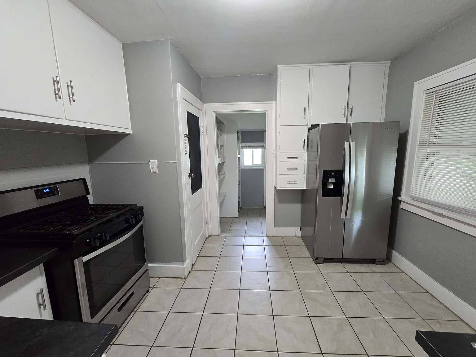 1438 Miner Street - 1 — Photo 4