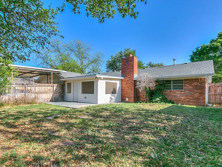 2708 Canyon Creek Dr — Photo 25