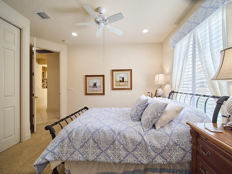 8282 Spyglass Dr — Photo 22