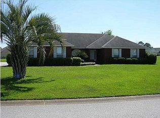 9145 Lakeview Dr, Foley, AL 36535