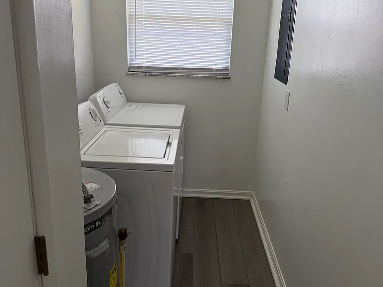 737 Lorene Cir #A — Photo 7