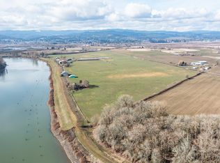 35308 Riverside Ln, Scappoose, OR 97056