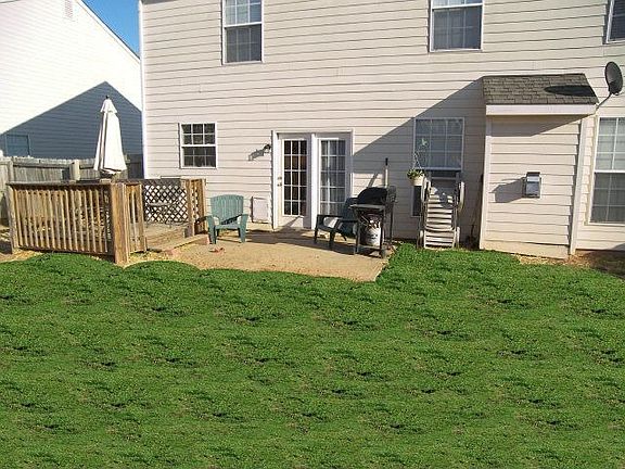 5th image of 136 Autry Ave
