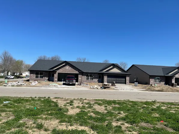 206 Lakeside Dr, Fairview Heights, IL