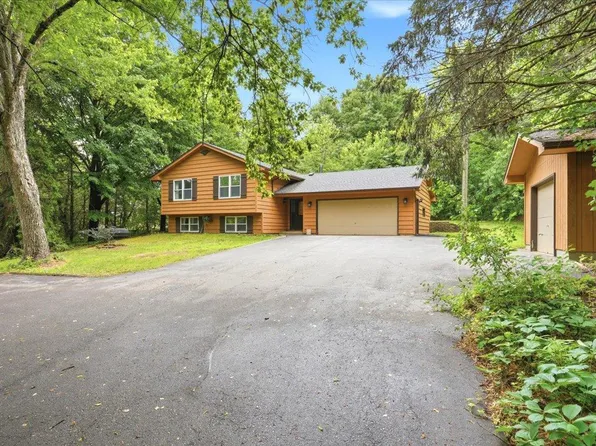W10417 County Road Ff, River Falls, WI 54022