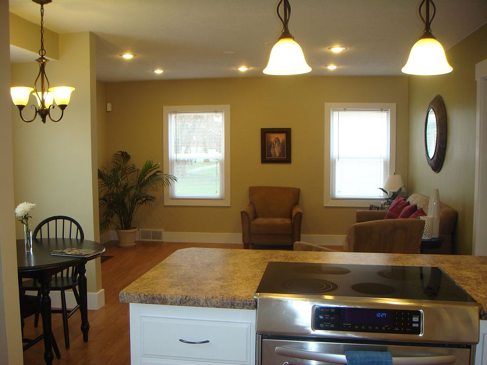 kitchen/living