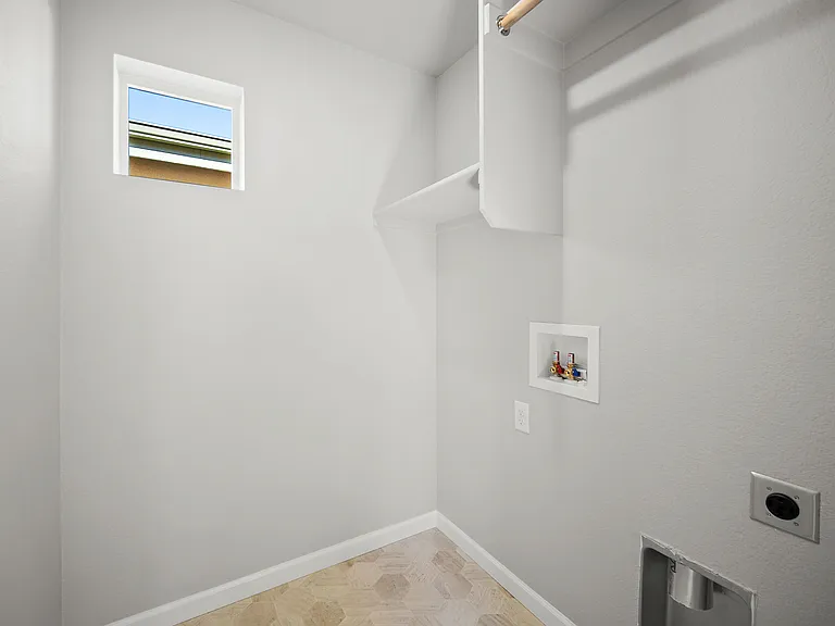 208 N Olympian Dr — Photo 18