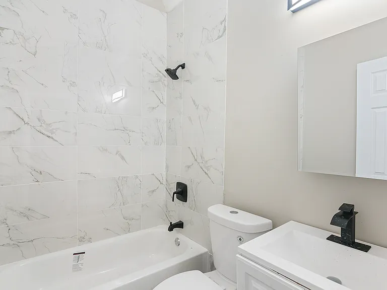 712 North Ave NW #B — Photo 5