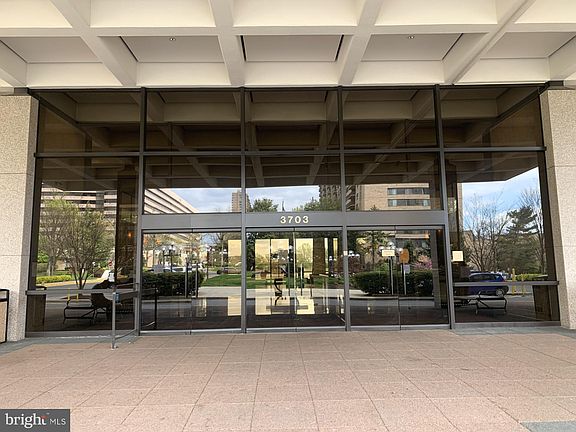2nd image of 3701 S George Mason Dr Unit 1216N