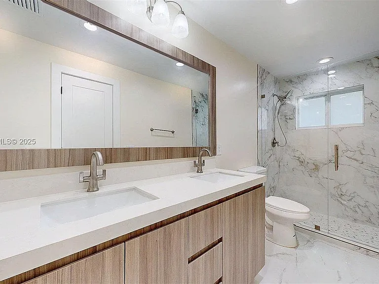 3801 SW 132nd Ave — Photo 34