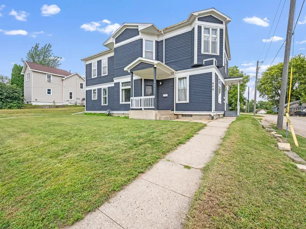 609 E 4th St, Fairmont, MN 56031