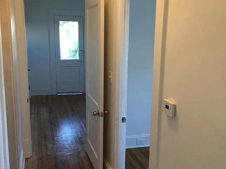 1443 W 112th St — Photo 26