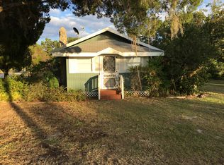 1601 New Point Comfort Rd, Englewood, FL 34223