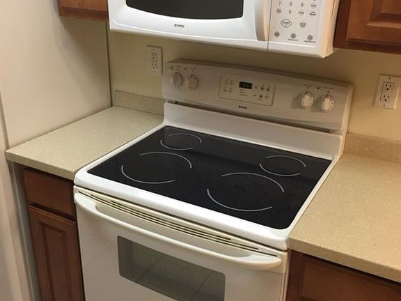 4th image of 515 Palomar Dr APT 2