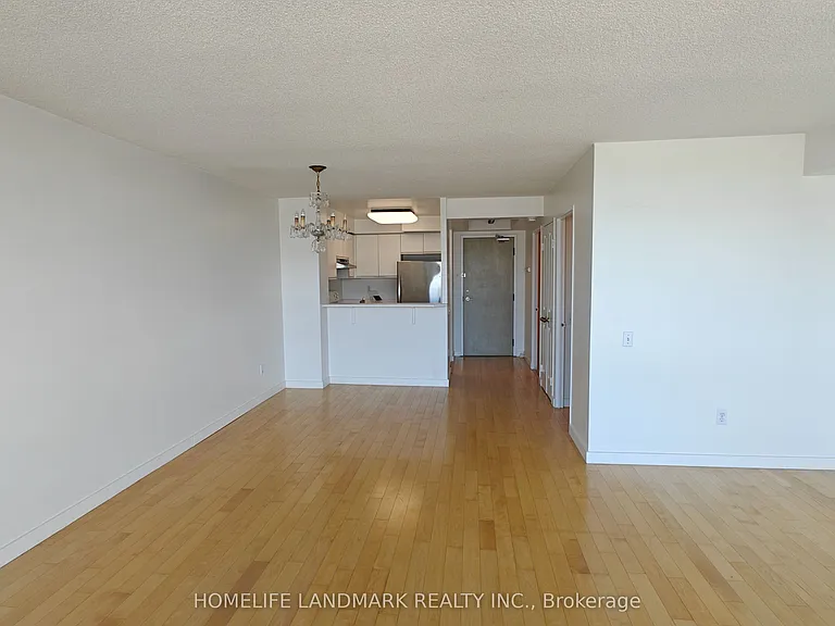 942 Yonge St #1116 — Photo 9
