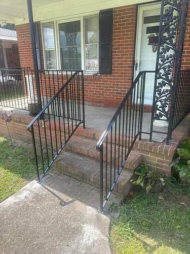 220 Herbert St Photo 1