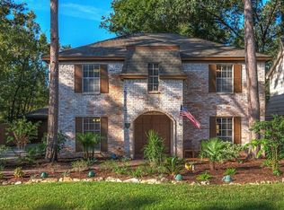 73 Crystal Lake Ln, The Woodlands, TX 77380